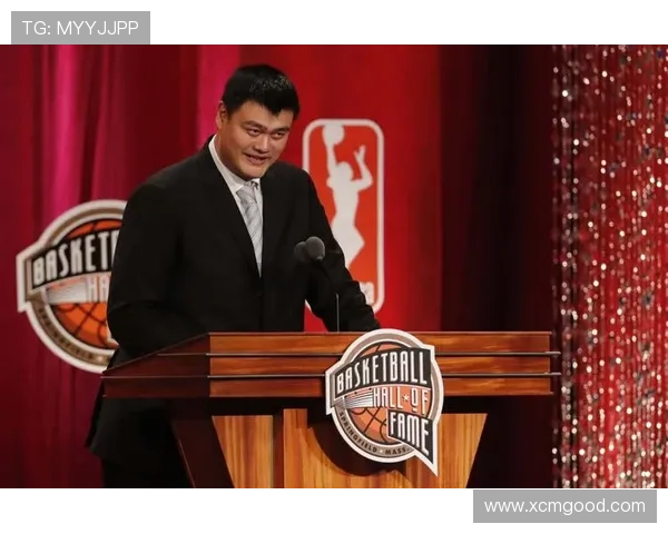 哈登与足球明星的首次见面引发球迷热议与期待